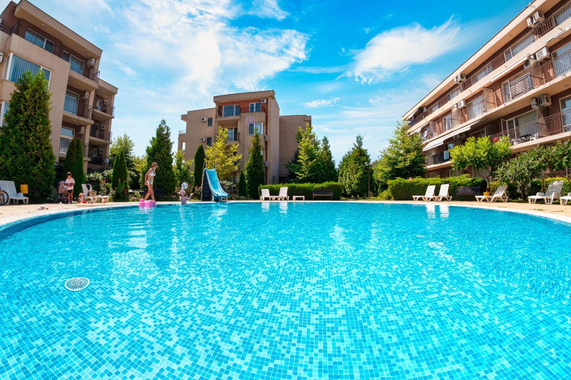 Nessebar And Apartament *