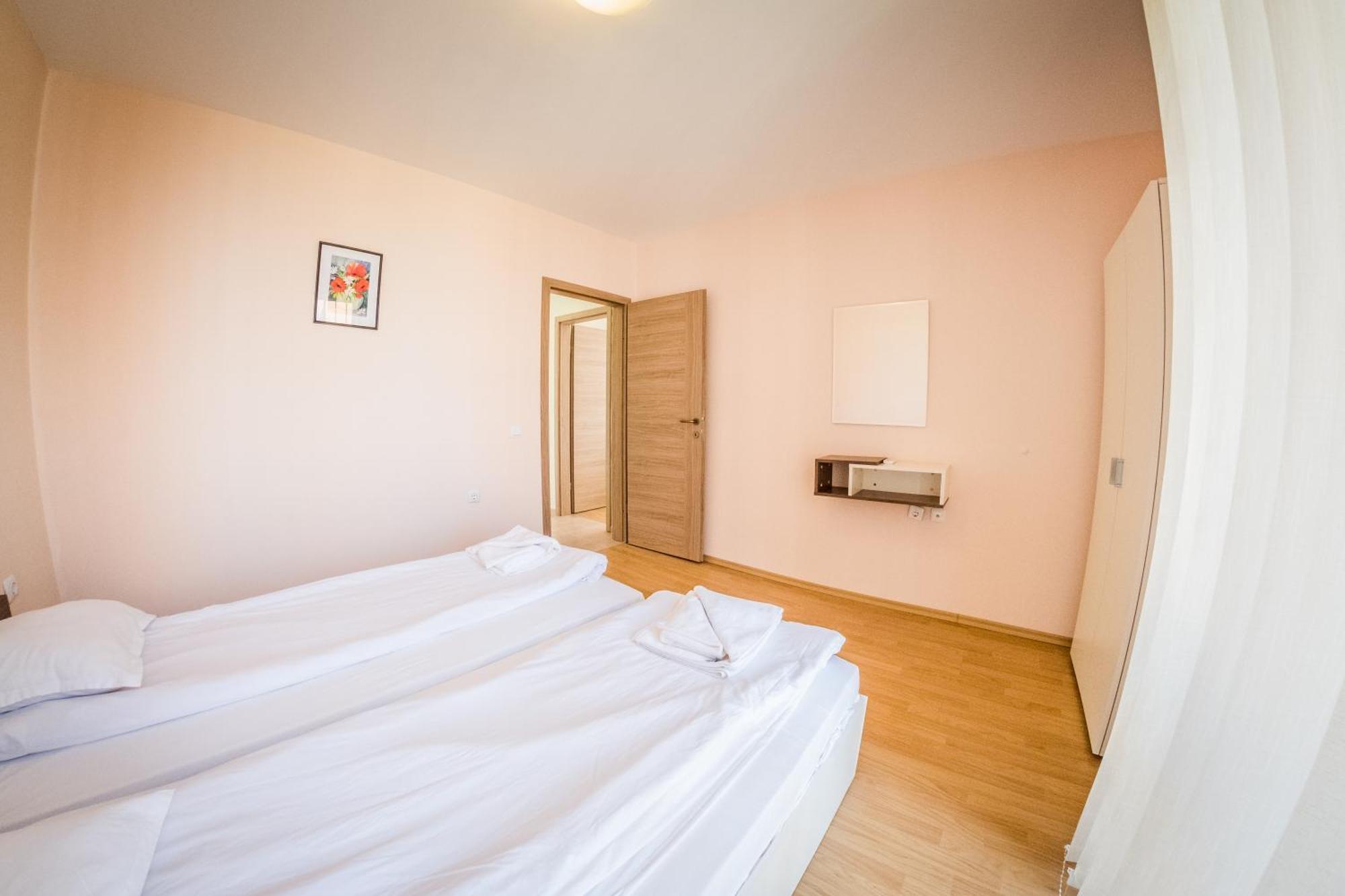 Nessebar And Apartament